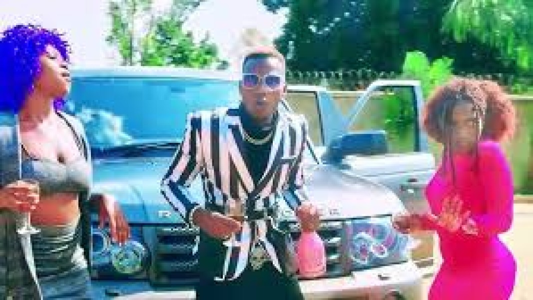 Twanya Dance - Fizzy Gunter
