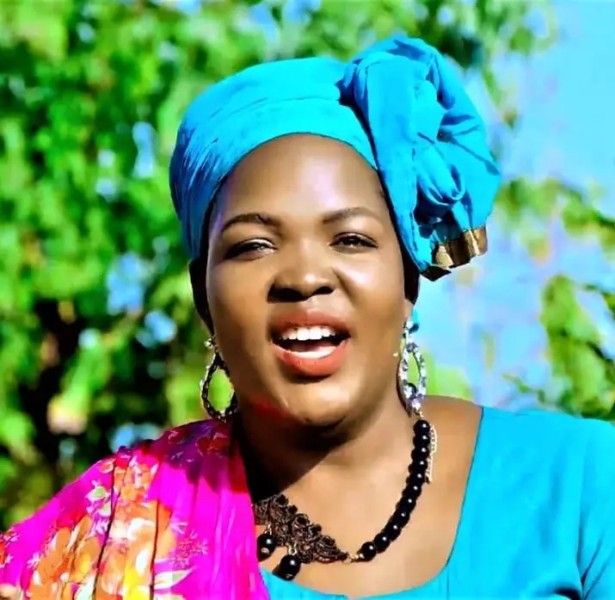 Iyee Girii - Jenneth Prischa